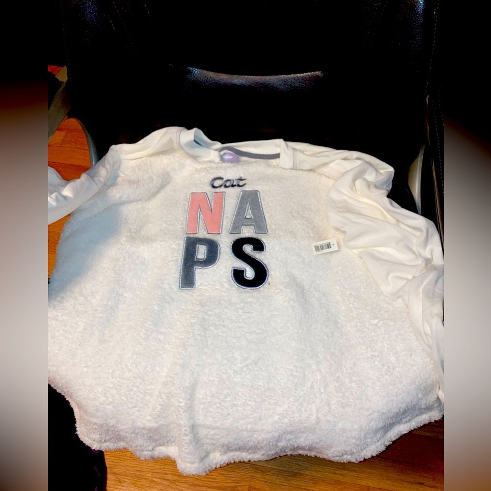 Long sleeve sleep shirt